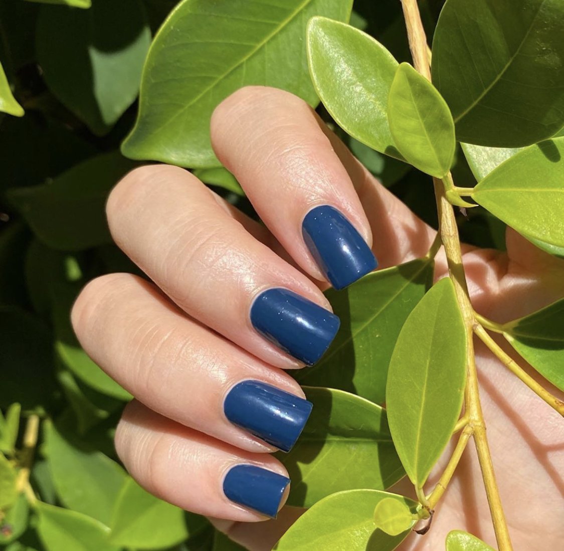 Great Blue HoleHalal Nail Polish Breathable 10ML.