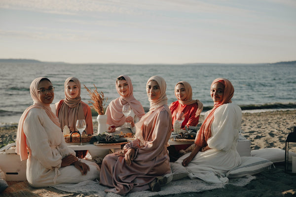 11 Modern Bridal Hijab Styles for Muslim Brides - Mersi Cosmetics