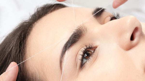 Eyebrow Hair Removal: Threading Vs Waxing - Mersi Cosmetics