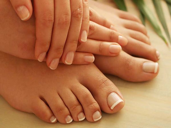 How to Clean Toenails and Keep Them Healthy