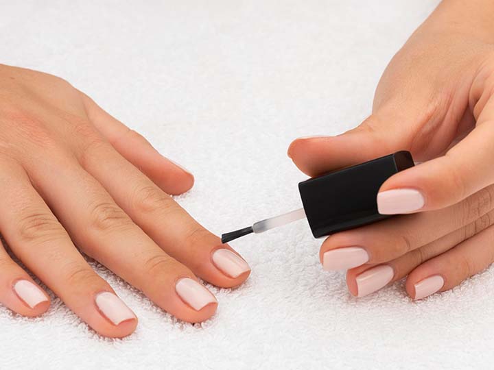 Nail Lacquer vs. Nail Polish: What’s the Difference? - Mersi Cosmetics